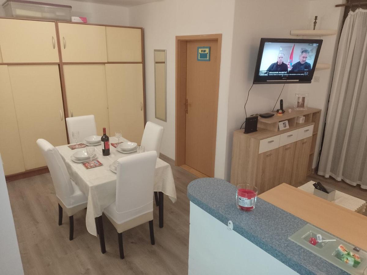 Ferienwohnung Apartman Ciblja Velika Gorica Exterior foto